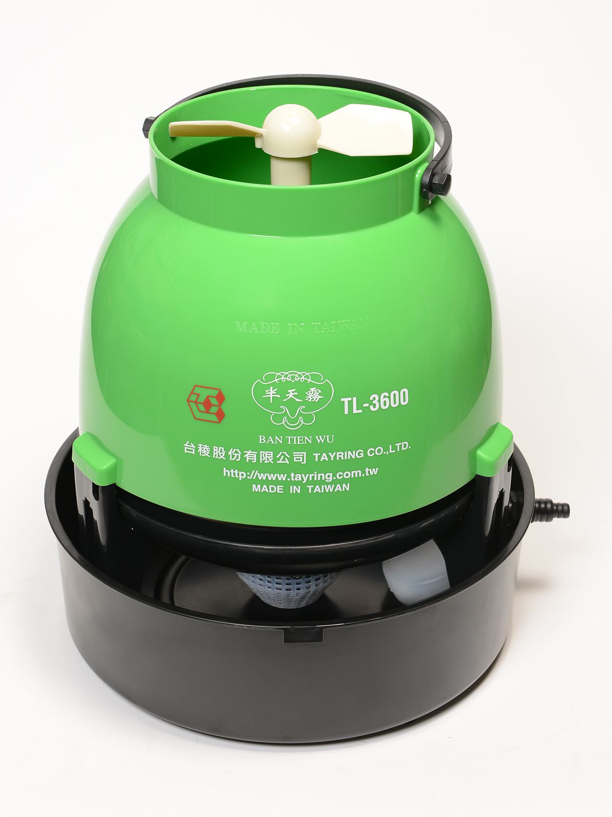 台稜股份有限公司生產加濕機於民國60年(西元1971年)，本公司主要營業項目為園藝器材、農業用工具、農業產品、冷凍空調器材、冷凍空調設備、溫度控制器、時間控制器、加濕機之裝配加工之買賣